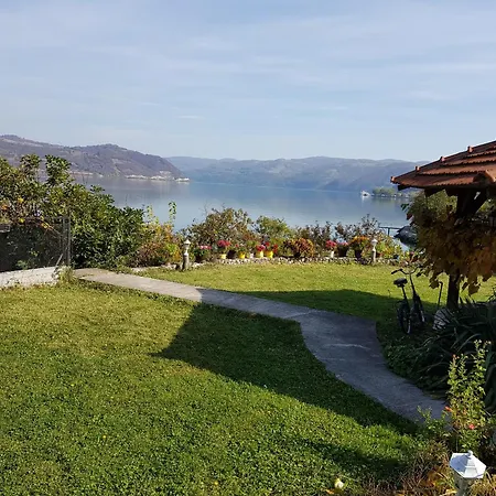 Lepenac Na Vodi B&B