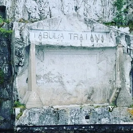 Lepenac Na Vodi