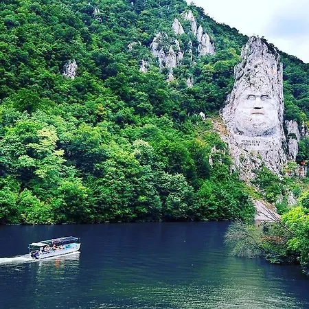 Lepenac Na Vodi Bed & Breakfast Donji Milanovac