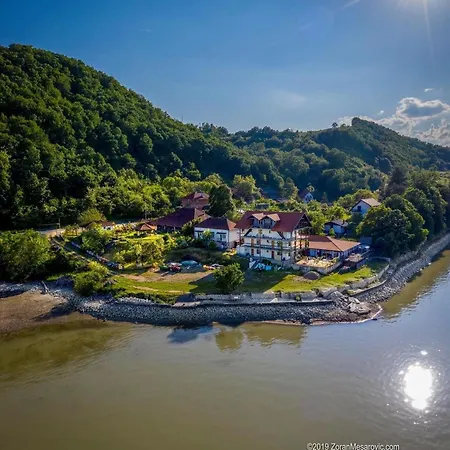 Lepenac Na Vodi Bed & Breakfast *